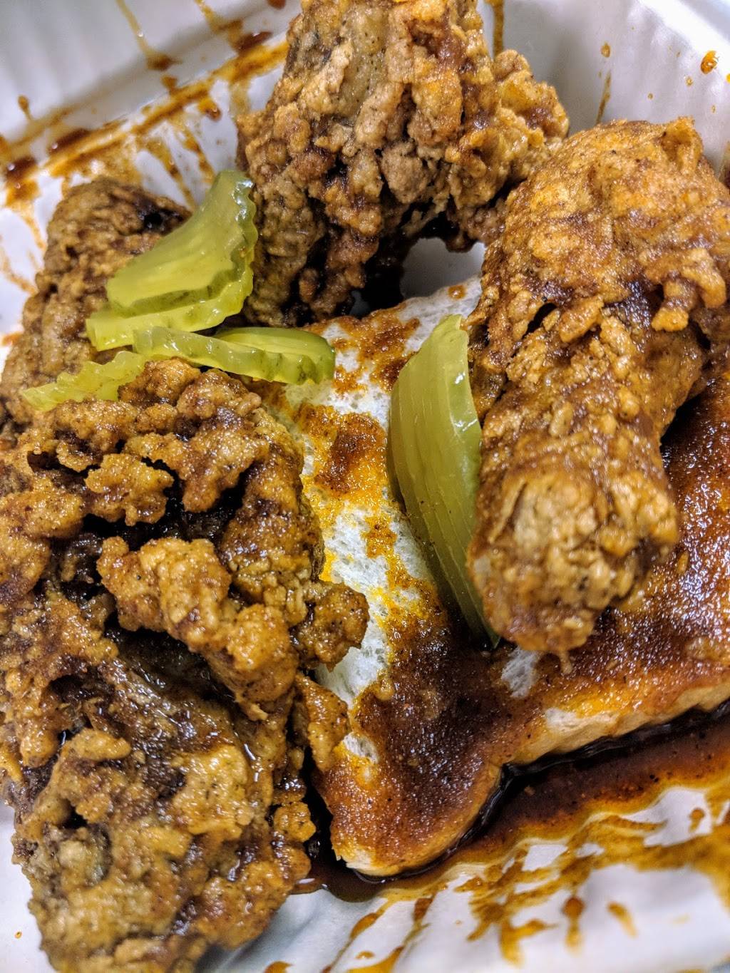 Louies Hot Chicken & Barbecue | restaurant | 4222 Poplar Level Rd, Louisville, KY 40213, USA | 5027094274 OR +1 502-709-4274