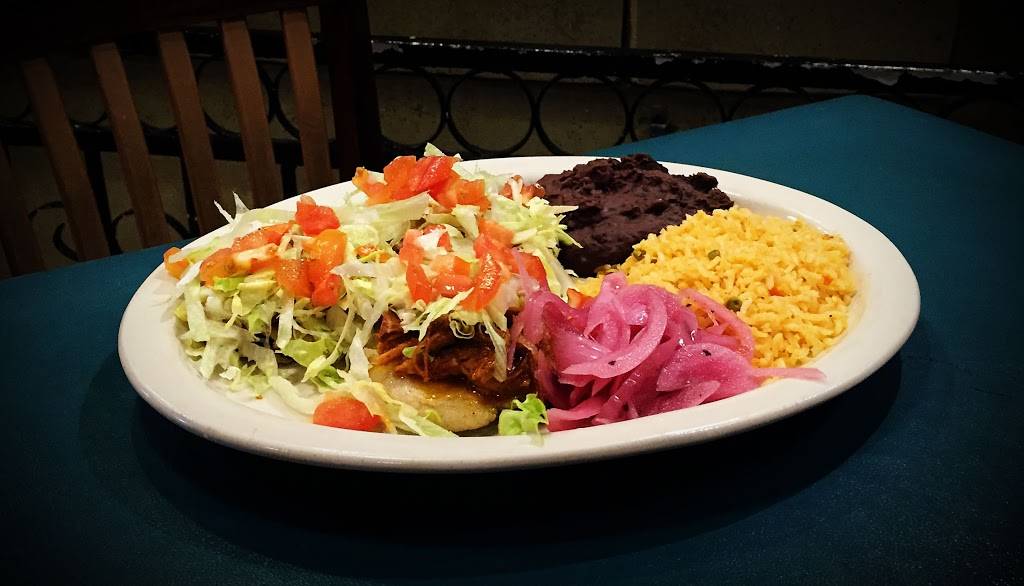 Merida Mexican Restaurant | restaurant | 2509 Navigation Blvd, Houston, TX 77003, USA | 7132270260 OR +1 713-227-0260