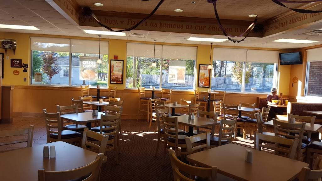 Bojangles Famous Chicken n Biscuits | restaurant | 3813 N Broadway, Knoxville, TN 37917, USA | 8653129571 OR +1 865-312-9571