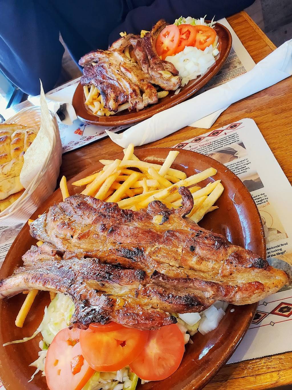 Babba Grill | restaurant | 801 Plainfield Rd, Darien, IL 60561, USA | 6305683263 OR +1 630-568-3263