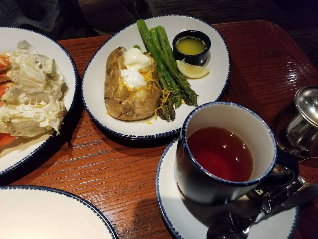 Red Lobster | restaurant | 1460 E Shaw Ave, Fresno, CA 93710, USA | 5592219495 OR +1 559-221-9495