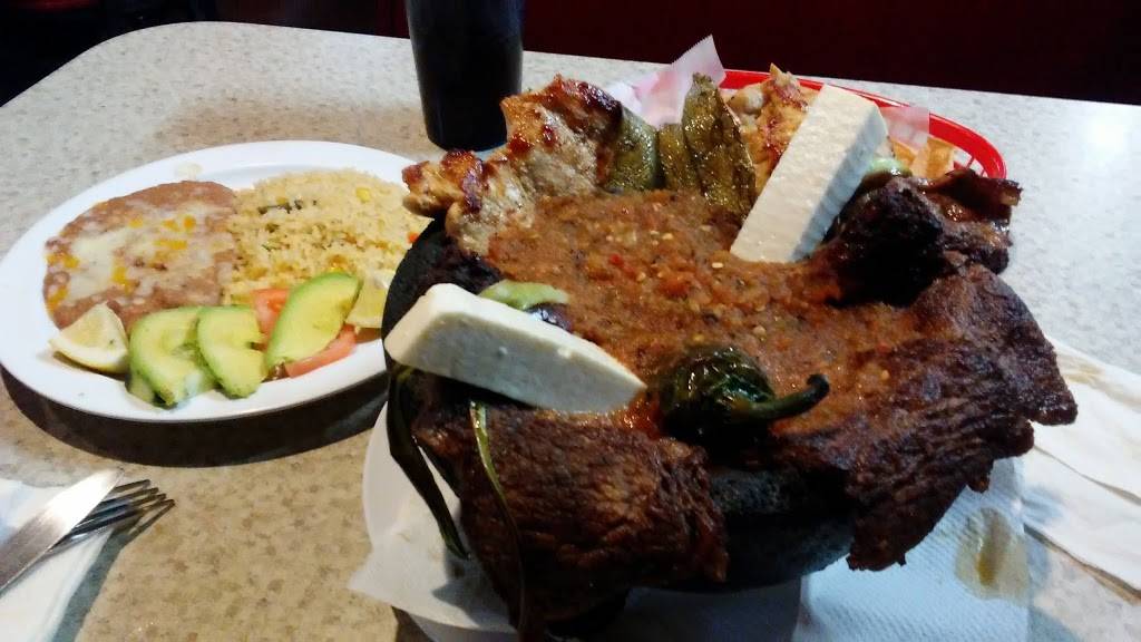 Mariscos El Puerto Escondido | restaurant | 7421 Pacific Blvd, Huntington Park, CA 90255, USA | 3235818948 OR +1 323-581-8948