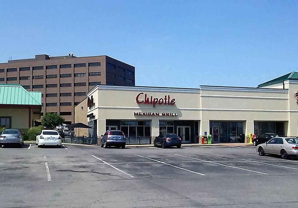 Chipotle Mexican Grill | restaurant | 6864 Johnson Dr, Mission, KS 66202, USA | 9132613530 OR +1 913-261-3530