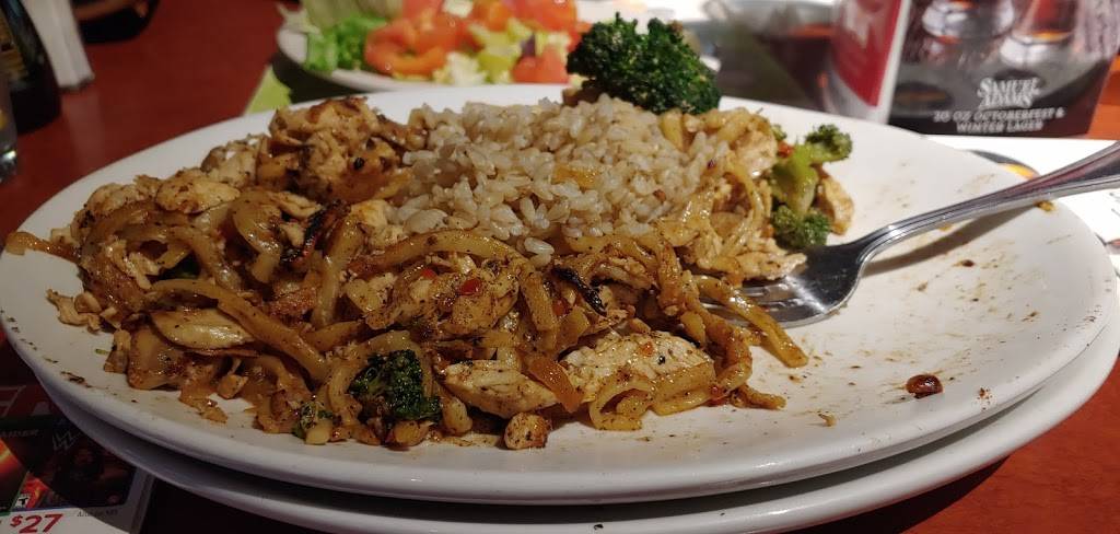 bds Mongolian Grill | restaurant | 22115 Michigan Ave, Dearborn, MI 48124, USA | 3137929660 OR +1 313-792-9660