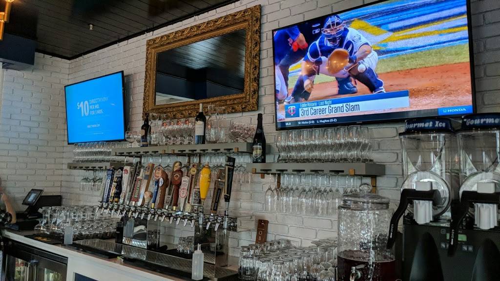 The Fountainhead Wine & Beer Bar | restaurant | 11595 Fountainhead Dr, Westchase, FL 33626, USA | 8139204556 OR +1 813-920-4556