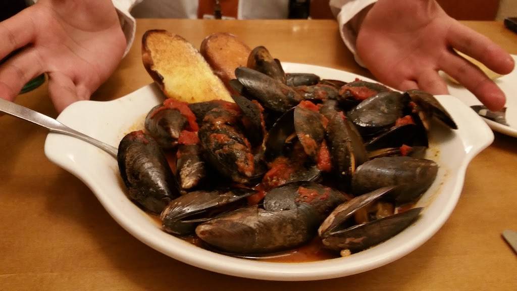 Olive Garden Italian Restaurant | meal takeaway | 13730 San Pedro Ave, San Antonio, TX 78232, USA | 2104943411 OR +1 210-494-3411