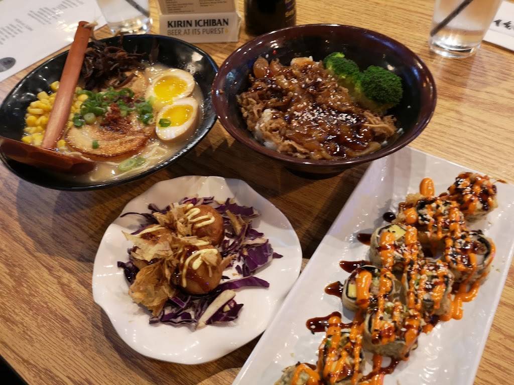 Raku Sushi & Asian Bistro | restaurant | 2222 Rio Grande St, Austin, TX 78705, USA | 5122972778 OR +1 512-297-2778