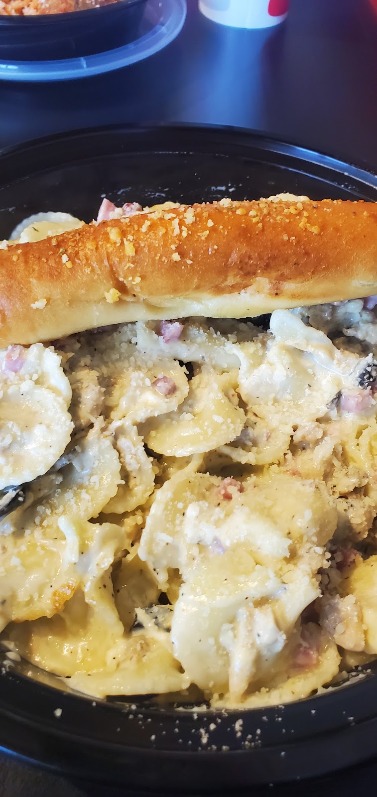 Sauced Up | restaurant | 1709 N Jefferson Way Ste 700, Indianola, IA 50125, USA | 5159625090 OR +1 515-962-5090