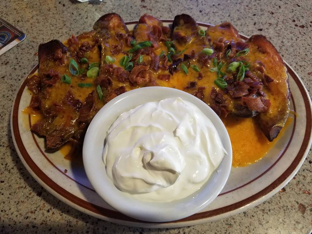 Meeker Street Bar & Grill | restaurant | 1721 W Meeker St, Kent, WA 98032, USA | 2538560069 OR +1 253-856-0069