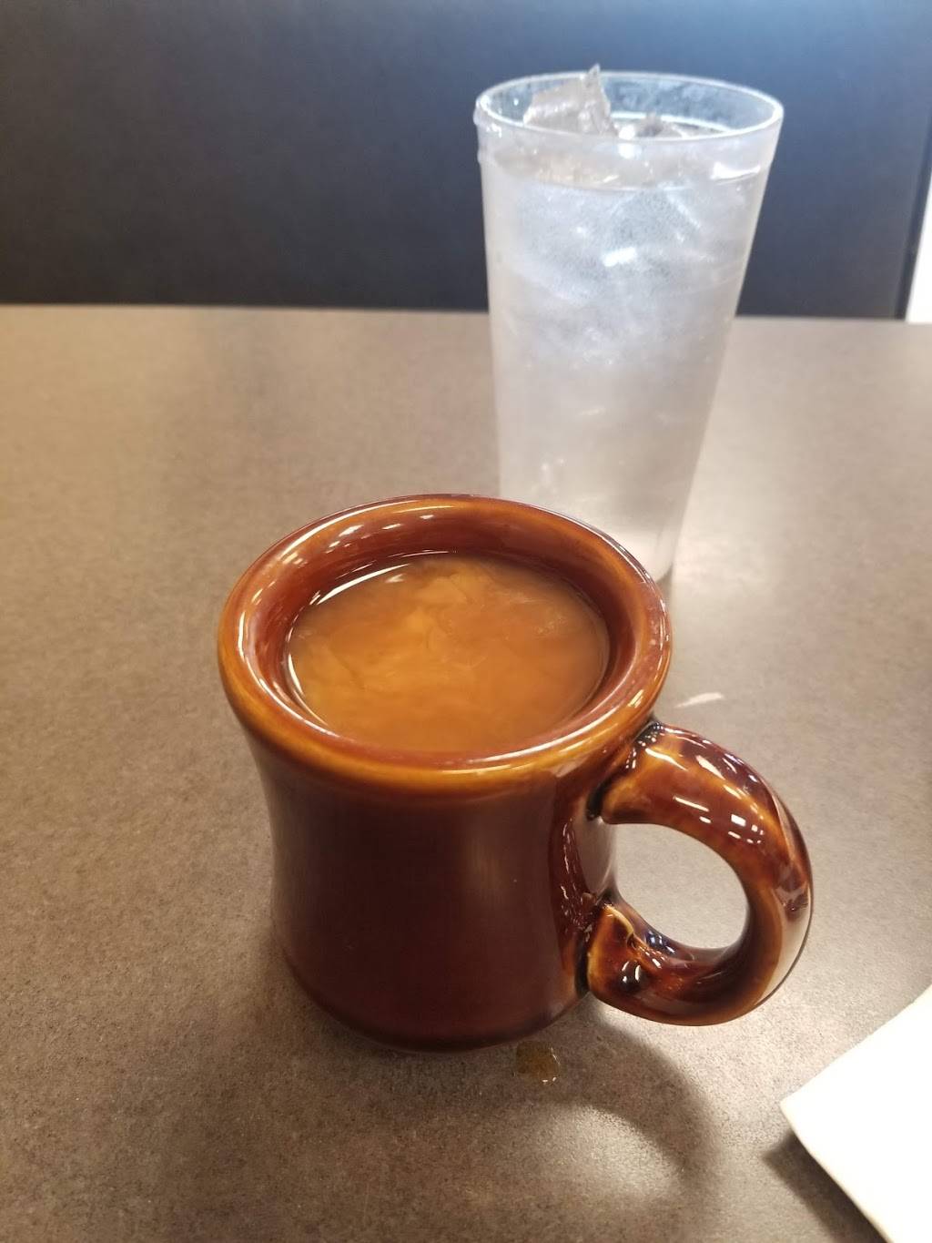 Jerry Bobs Family Restaurant | restaurant | 7545 Houghton Greenway # 155, Tucson, AZ 85747, USA | 5205749060 OR +1 520-574-9060