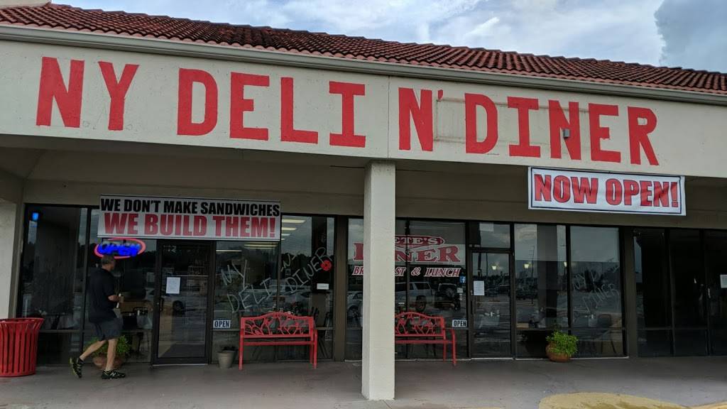 New York Deli N Diner | restaurant | 3325 US-441, Fruitland Park, FL 34731, USA | 3523650051 OR +1 352-365-0051