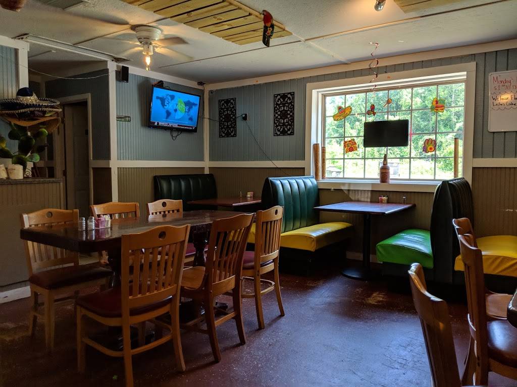 Broncos Mexican Restaurant | restaurant | 18155 Asheville Hwy, Campobello, SC 29322, USA | 8644684259 OR +1 864-468-4259
