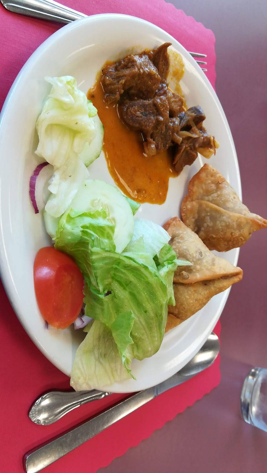 INDIA VILLAGE | restaurant | 2110 W Lindsey St, Norman, OK 73069, USA | 4052172288 OR +1 405-217-2288