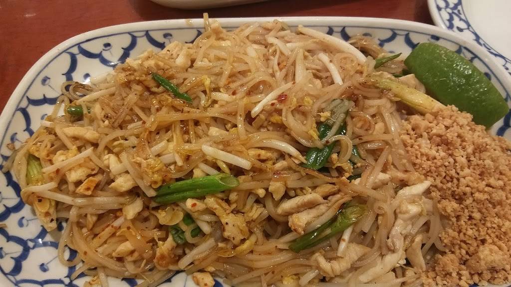 Phi Chay Thai Cuisine | restaurant | 967 7th St W, St Paul, MN 55102, USA | 6512225859 OR +1 651-222-5859