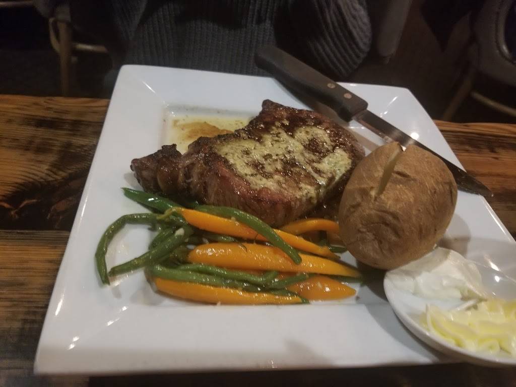 Delanceys | restaurant | 40 Park Pl, Goshen, NY 10924, USA | 8452948254 OR +1 845-294-8254