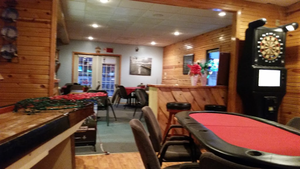 The Reservoir Bar & Grill | restaurant | 6 Hays Blvd, Pine Haven, WY 82721, USA | 3077569554 OR +1 307-756-9554