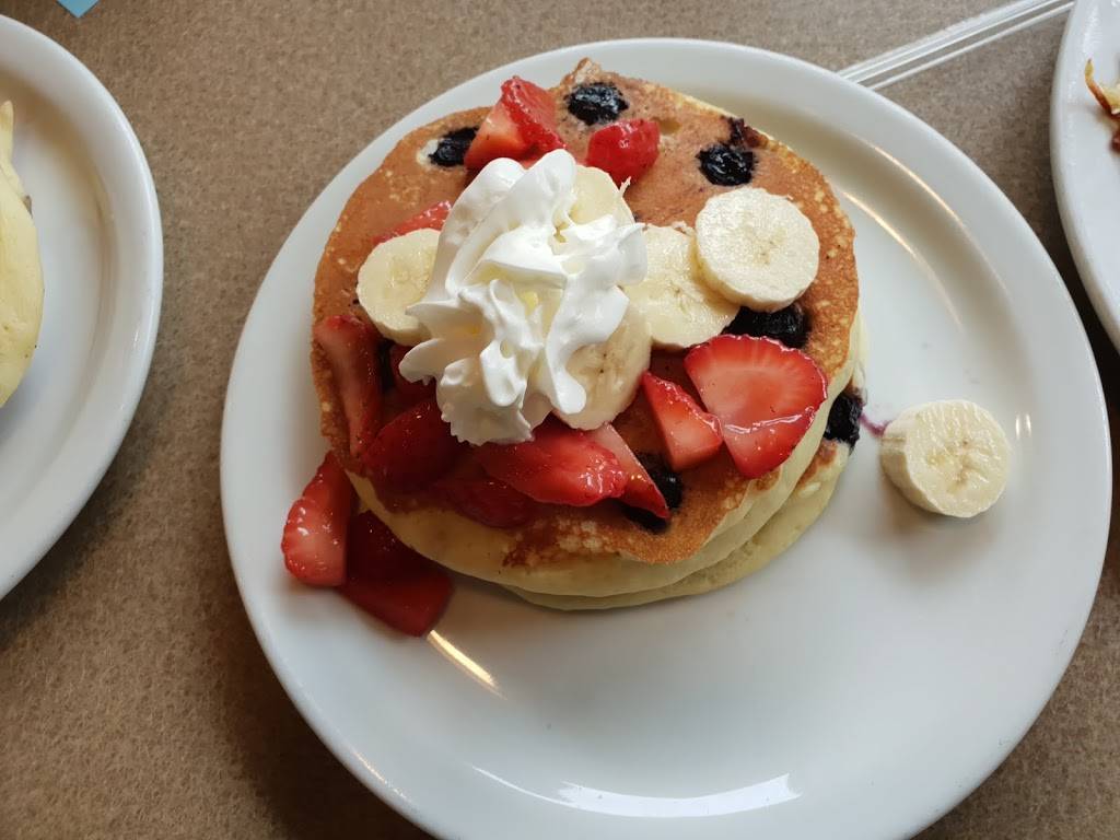 Dennys | restaurant | 16205 Brookhurst St, Fountain Valley, CA 92708, USA | 7147757284 OR +1 714-775-7284