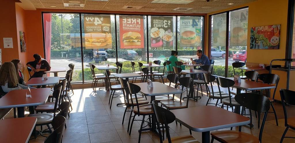 Jack in the Box | restaurant | 7806 Forest Point Blvd, Charlotte, NC 28217, USA | 7045271681 OR +1 704-527-1681