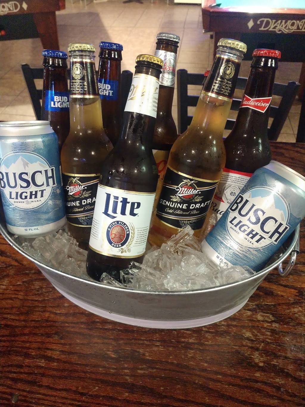 Badger Bar | restaurant | 326 E Main St, Reedsburg, WI 53959, USA | 6087683402 OR +1 608-768-3402