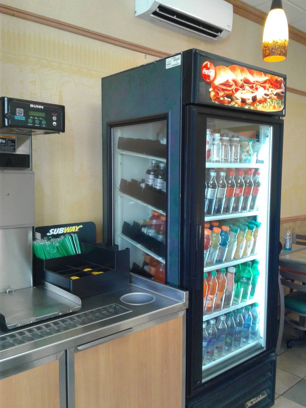 Subway Restaurants | restaurant | 118-18 Liberty Ave, South Richmond Hill, NY 11419, USA | 7183231858 OR +1 718-323-1858