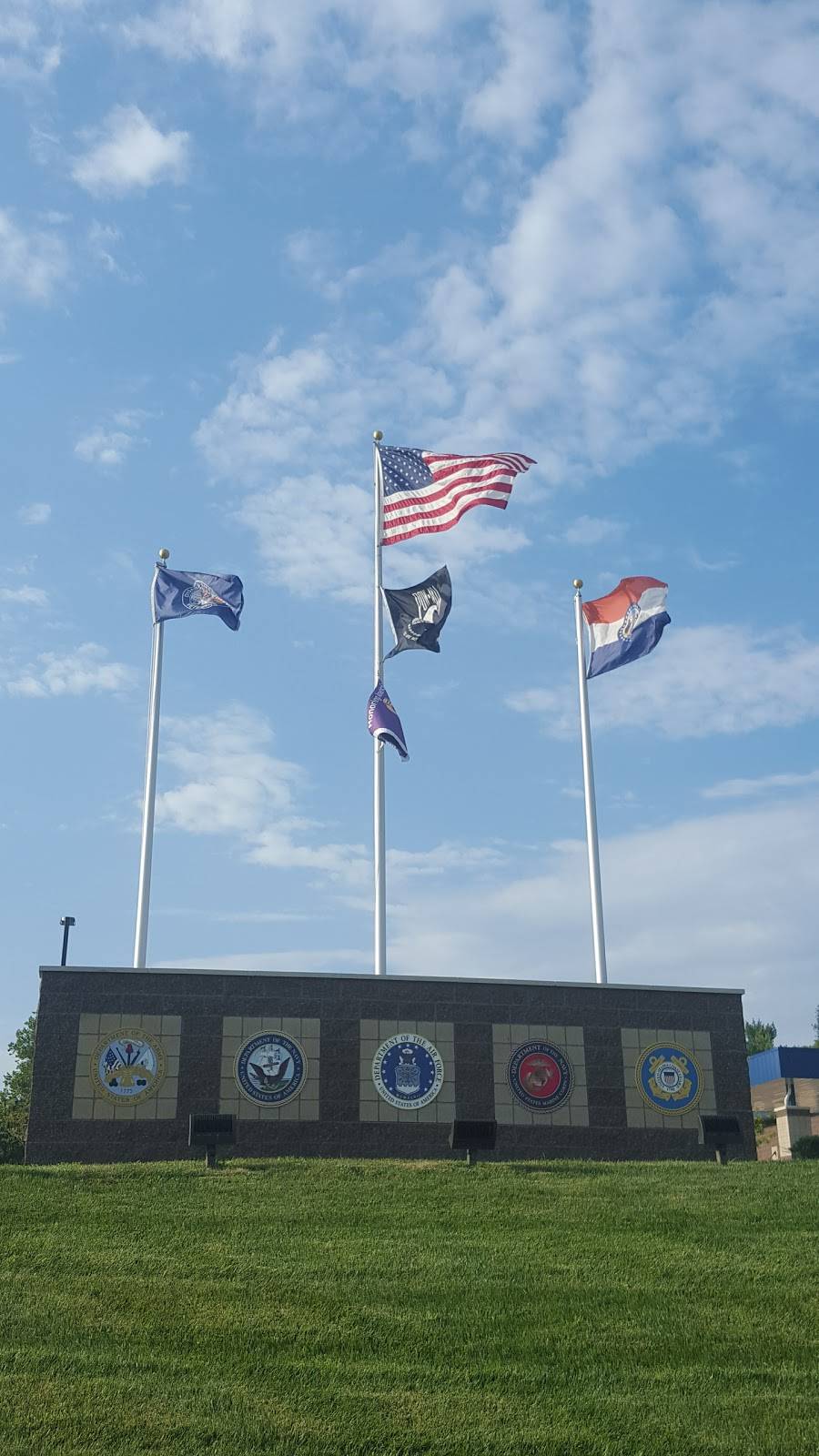 Disabled American Veterans | restaurant | 14605 E US Hwy 40, Kansas City, MO 64136, USA | 8167658787 OR +1 816-765-8787