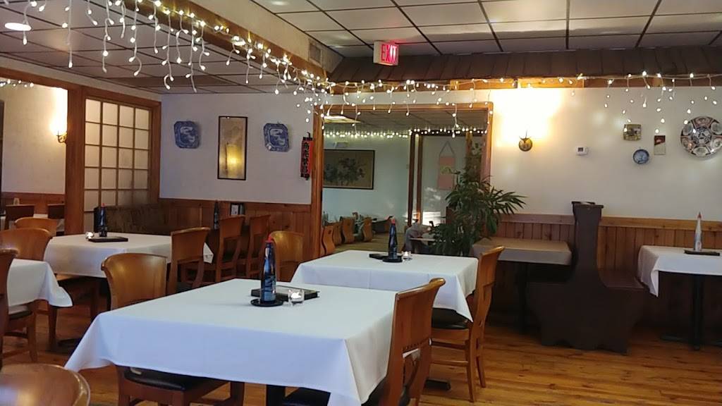 Fujiya Japanese Garden | restaurant | 9030 Wurzbach Rd, San Antonio, TX 78240, USA | 2106157553 OR +1 210-615-7553