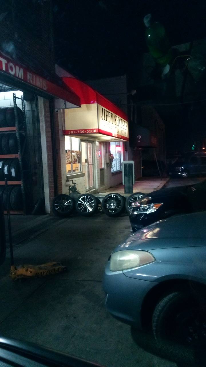 Jiffy Shoppes | restaurant | 6212 Marlboro Pike, District Heights, MD 20747, USA | 3017365100 OR +1 301-736-5100