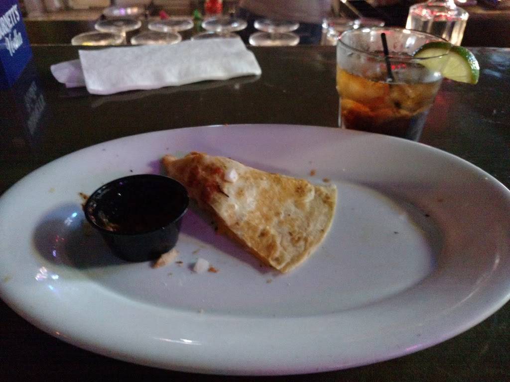 Trayces Too | restaurant | 2578 Ashley River Rd, Charleston, SC 29414, USA | 8435562378 OR +1 843-556-2378