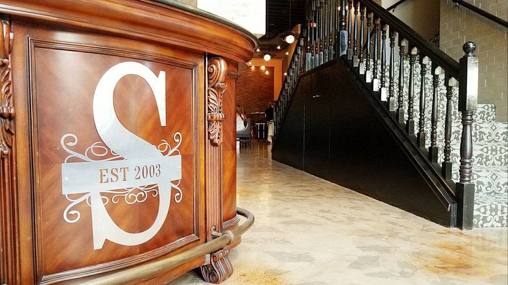 Skewers Kabob House | restaurant | 821 L St, Modesto, CA 95354, USA | 2095253611 OR +1 209-525-3611