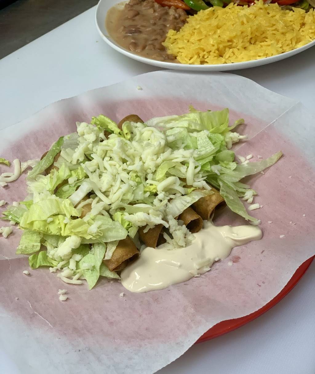 Villa Mexican Grill | restaurant | 2557 W Franklin Blvd, Gastonia, NC 28052, USA | 7048604002 OR +1 704-860-4002