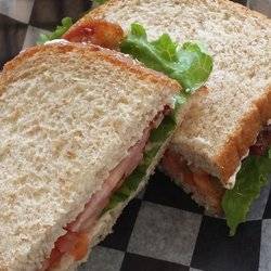 Gracious Plenty | cafe | 9207 US-42 a, Prospect, KY 40059, USA | 5026184755 OR +1 502-618-4755