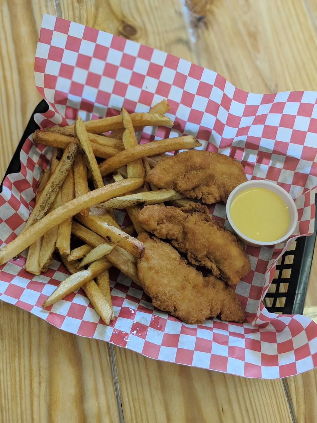 The Hen House | restaurant | 28235 OK-7, Hennepin, OK 73444, USA | 5808682022 OR +1 580-868-2022