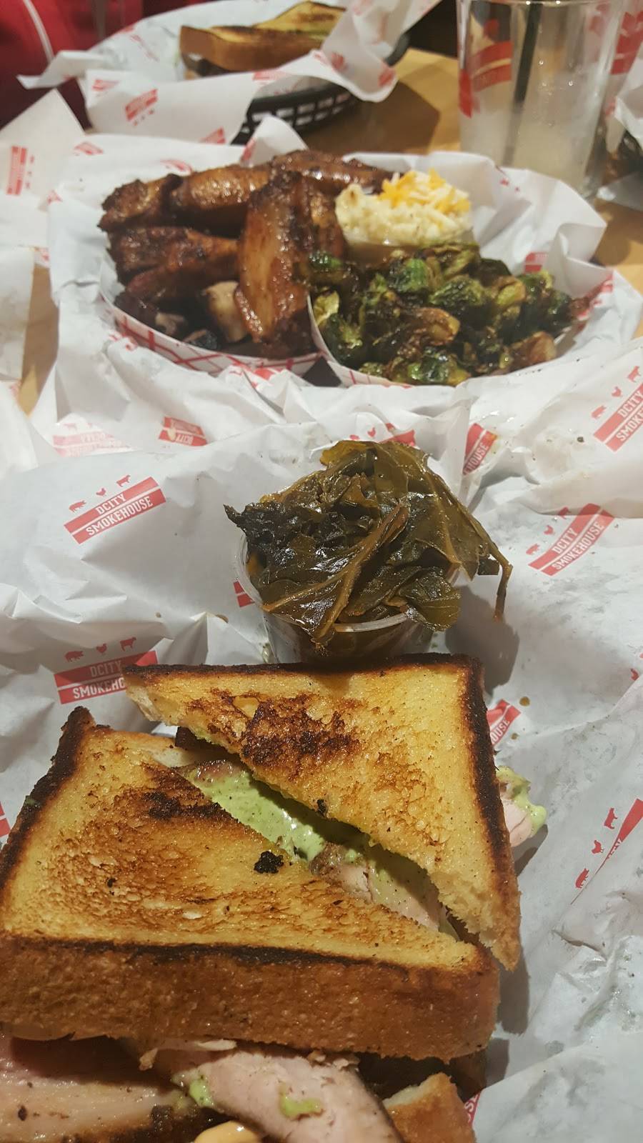 DCity Smokehouse | restaurant | 203 Florida Ave NW, Washington, DC 20001, USA | 2027331919 OR +1 202-733-1919
