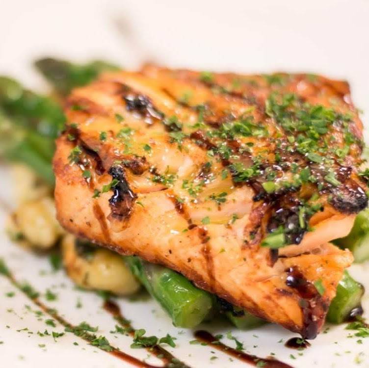 The Trophy Room At Old Kinderhook | restaurant | 56 Club Pl, Camdenton, MO 65020, USA | 5733173560 OR +1 573-317-3560