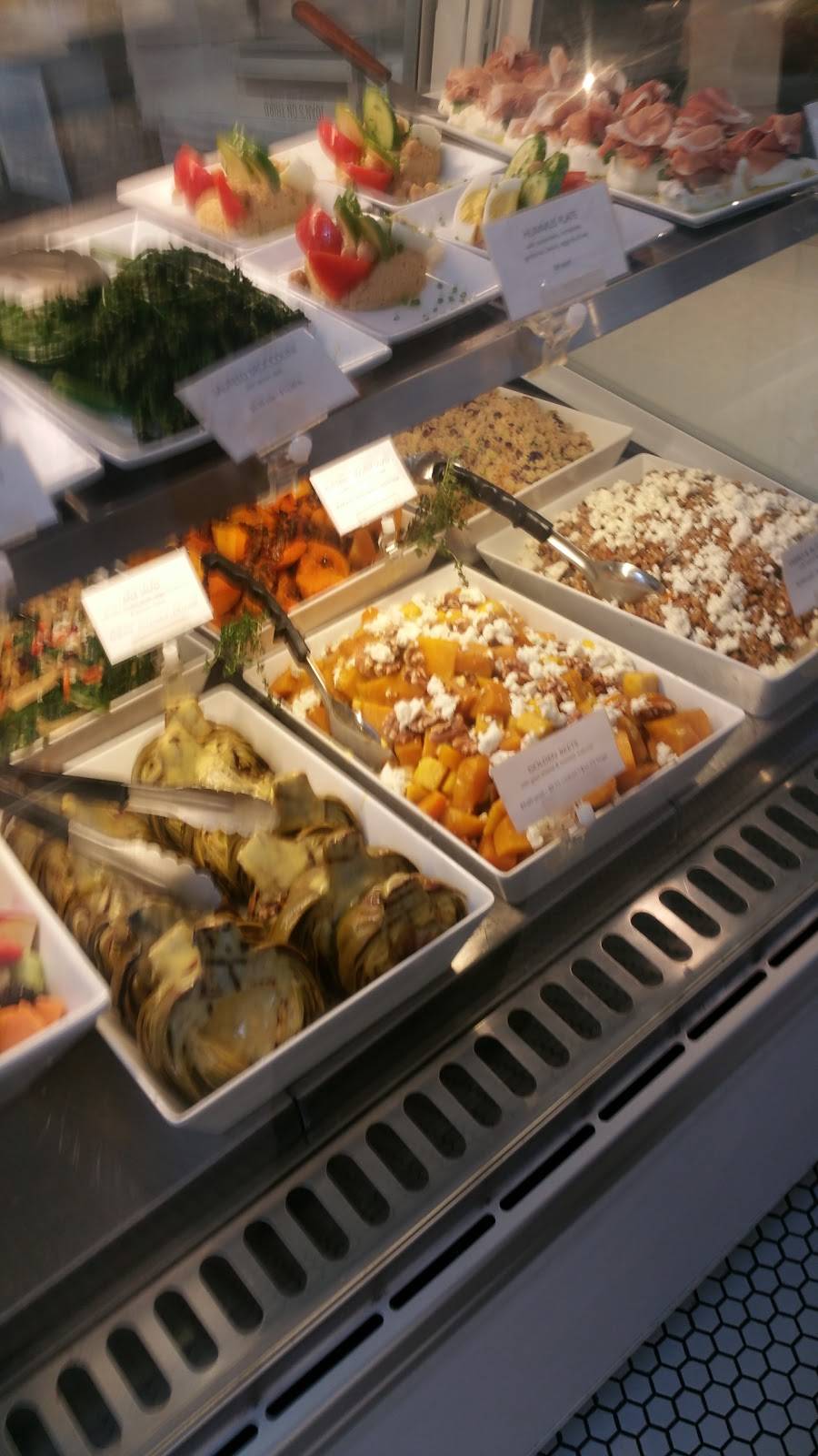 Joans on Third | restaurant | 12059 Ventura Pl, Studio City, CA 91604, USA | 8182013900 OR +1 818-201-3900