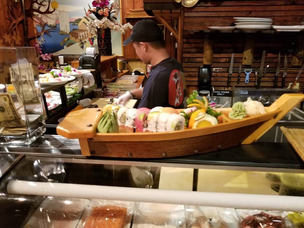 Sushi-Thai of Naples | restaurant | 869 103rd Ave N #10, Naples, FL 34108, USA | 2395927575 OR +1 239-592-7575