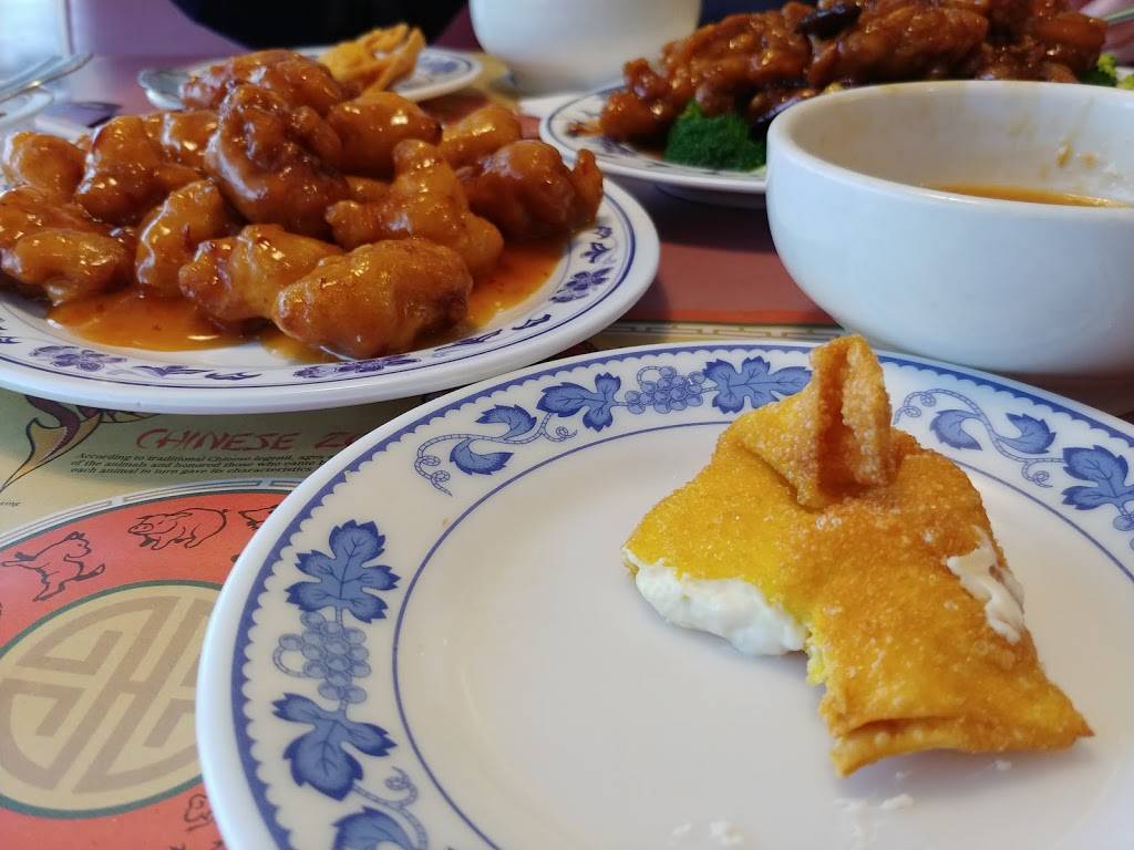 Hsus Hunan Yu Chinese Restaurant | restaurant | 11539 Gravois Rd, Sappington, MO 63126, USA | 3148431256 OR +1 314-843-1256