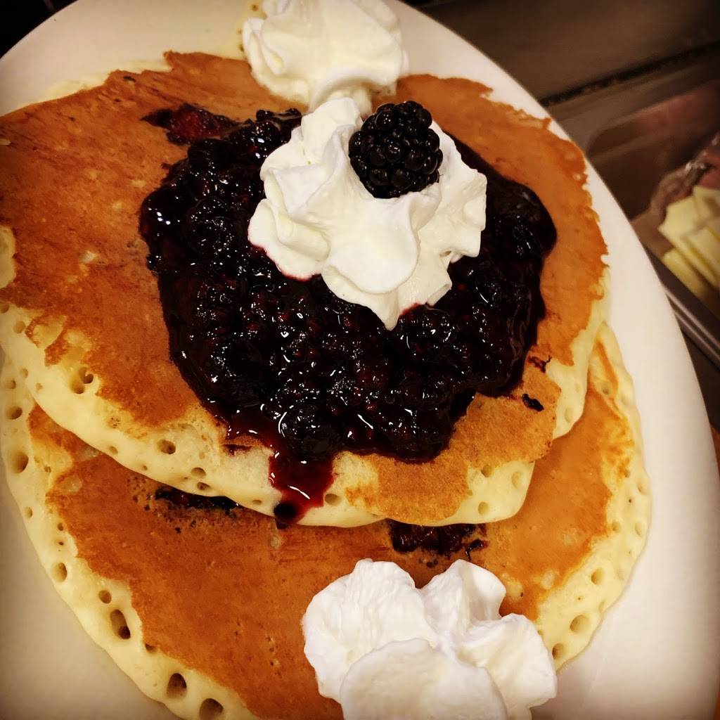 Boxford Community Center | restaurant | 7 Elm St, Boxford, MA 01921, USA | 9788875632 OR +1 978-887-5632