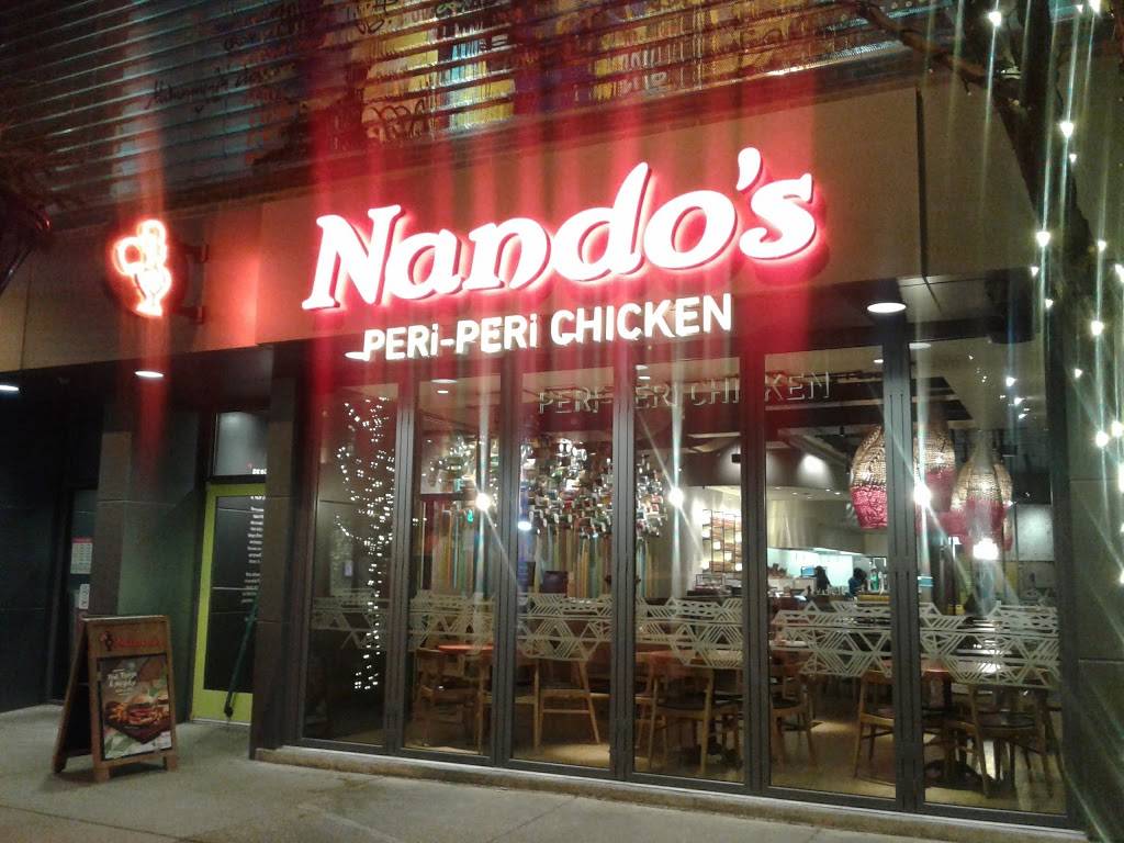 Nandos PERi-PERi | restaurant | 1447 E 53rd St, Chicago, IL 60615, USA | 7736755261 OR +1 773-675-5261