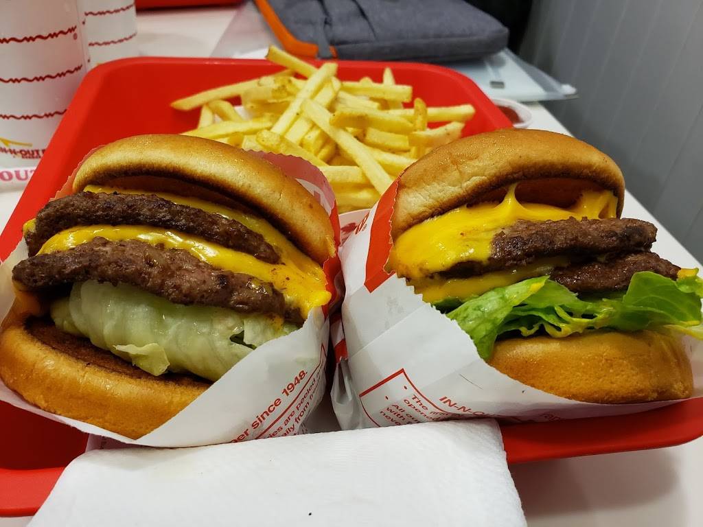 In-N-Out Burger | restaurant | 11 Rollins Rd, Millbrae, CA 94030, USA | 8007861000 OR +1 800-786-1000