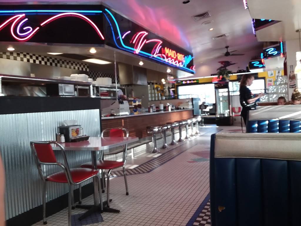 Maid-Rite | restaurant | 205 1st Ave W, Milan, IL 61264, USA | 3097871201 OR +1 309-787-1201