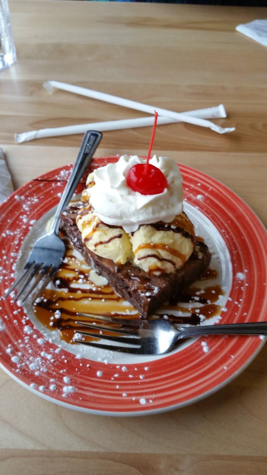 Swiss Chalet | restaurant | 84 Lynden Rd, Brantford, ON N3R 6B8, Canada | 5197596990 OR +1 519-759-6990