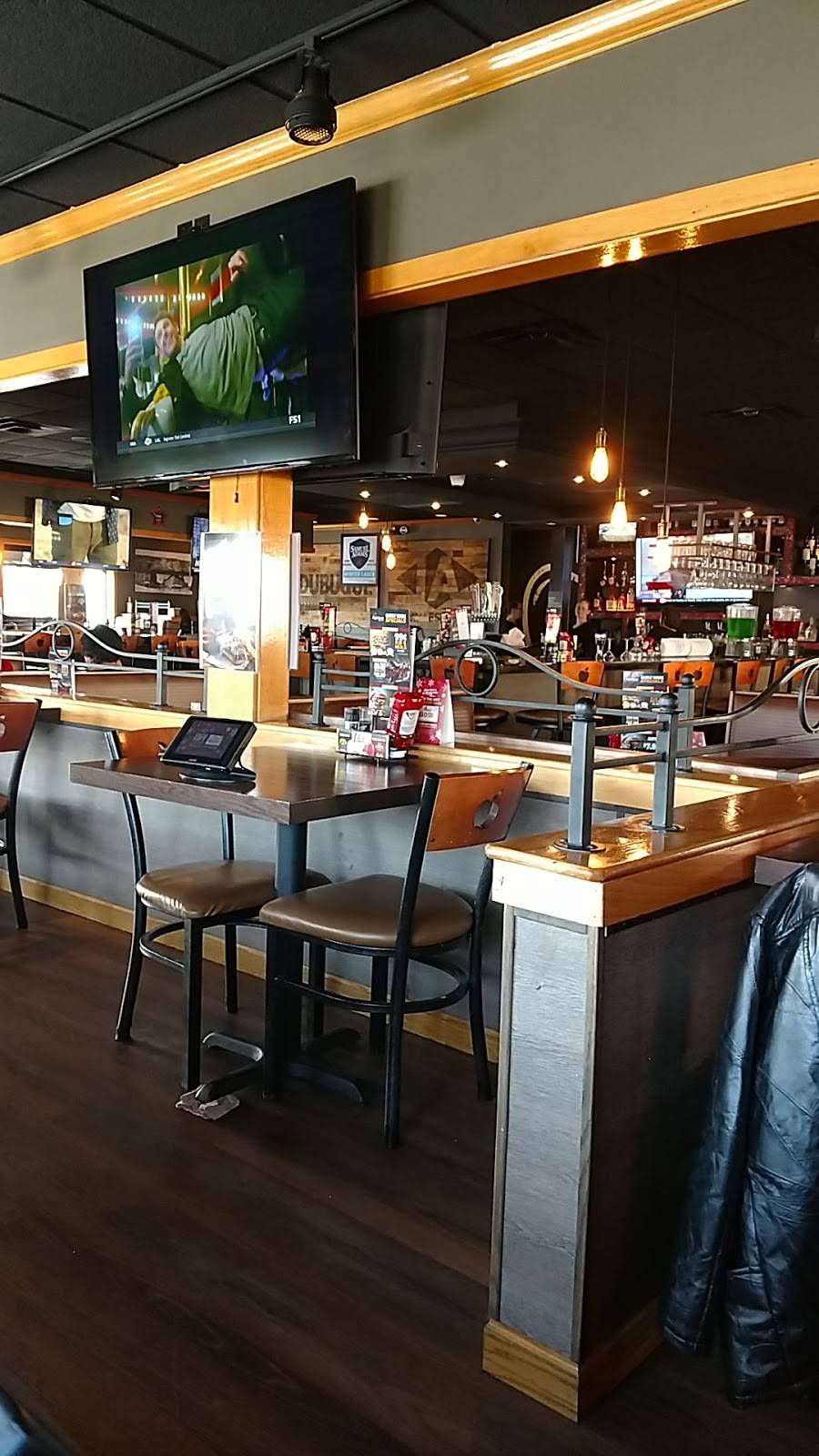 Applebees Grill + Bar | restaurant | 1395 Associates Dr, Dubuque, IA 52002, USA | 5635833131 OR +1 563-583-3131