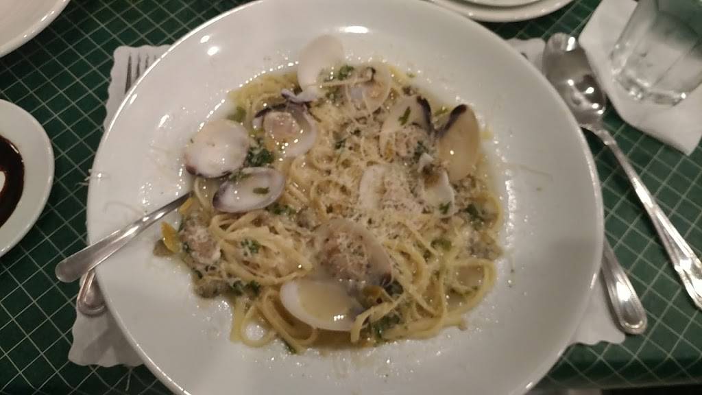 Mama Ds Italian Kitchen | restaurant | 3732 East Coast Hwy, Corona Del Mar, CA 92625, USA | 9498770046 OR +1 949-877-0046