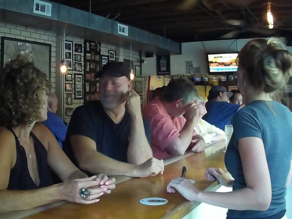 Boondocks Restaurant | restaurant | 1760 Sea Island Pkwy, St Helena Island, SC 29920, USA | 8438380821 OR +1 843-838-0821