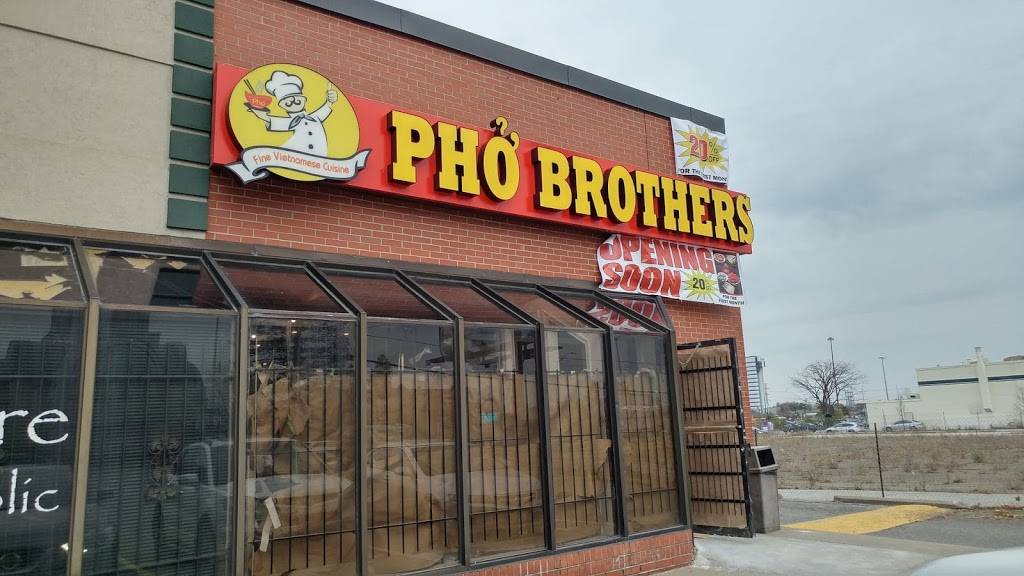 Pho Brothers | restaurant | 2555 Dixie Rd Unit 15, Mississauga, ON L4Y 4C4, Canada | 2895218887 OR +1 289-521-8887