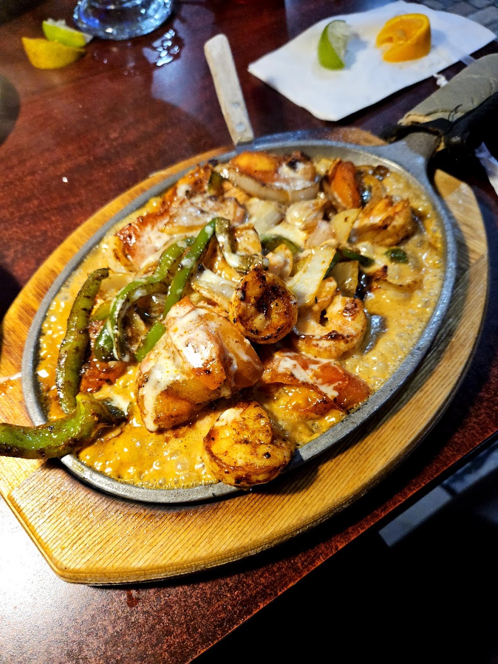 Juan’s Mexican Grill & Bar | restaurant | 127 Federal Dr, Chesterfield, IN 46017, USA | 7653789070 OR +1 765-378-9070