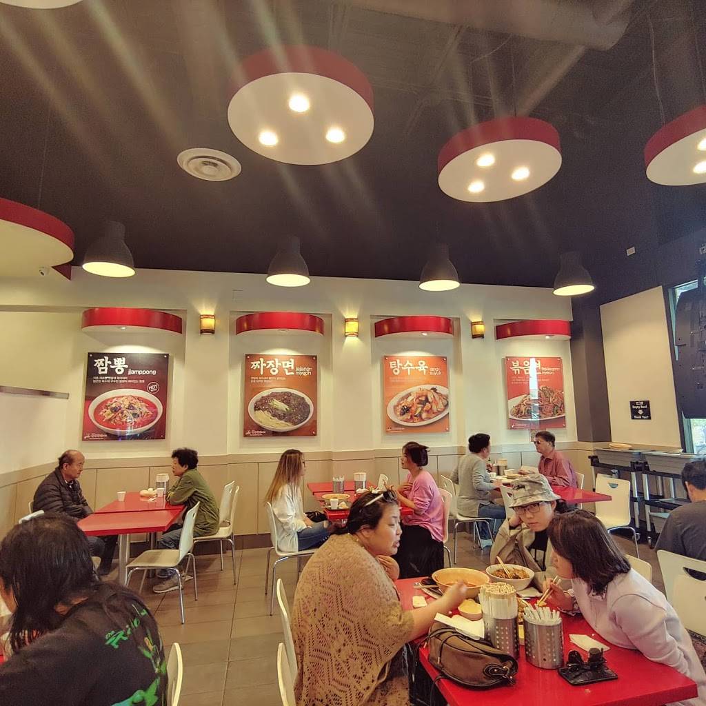 홍콩반점 | restaurant | 5151 Beach Blvd, Buena Park, CA 90621, USA | 7145220410 OR +1 714-522-0410