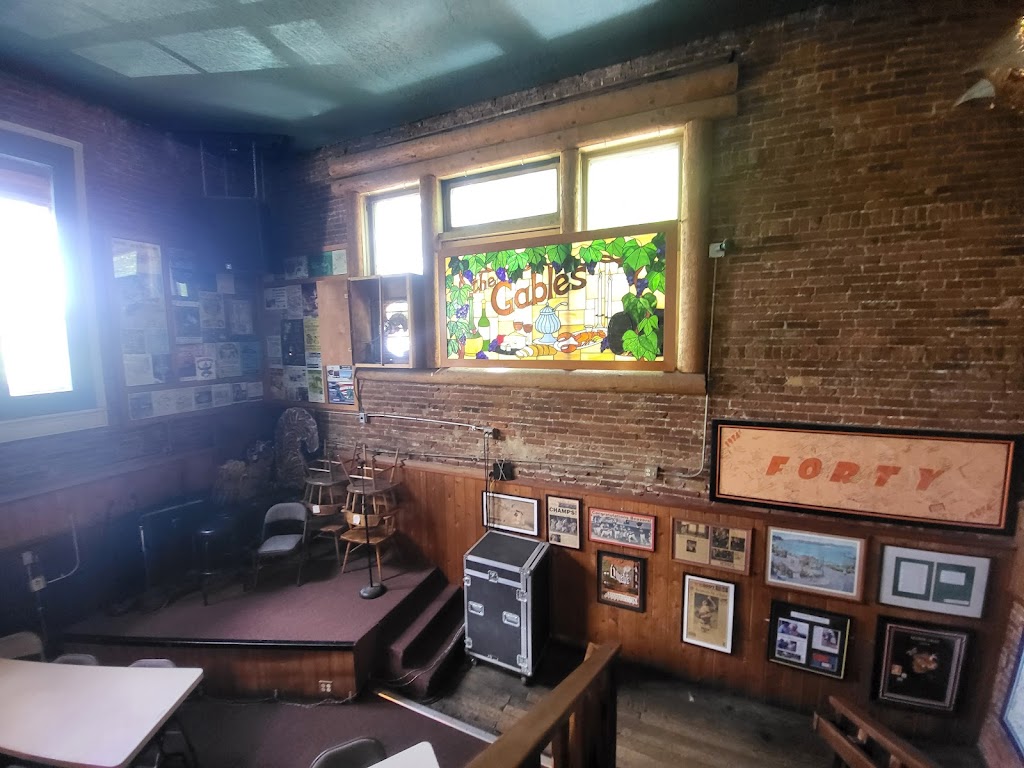 Squirrels Tavern | restaurant | 100 SW 2nd St, Corvallis, OR 97333, USA | 5417538057 OR +1 541-753-8057