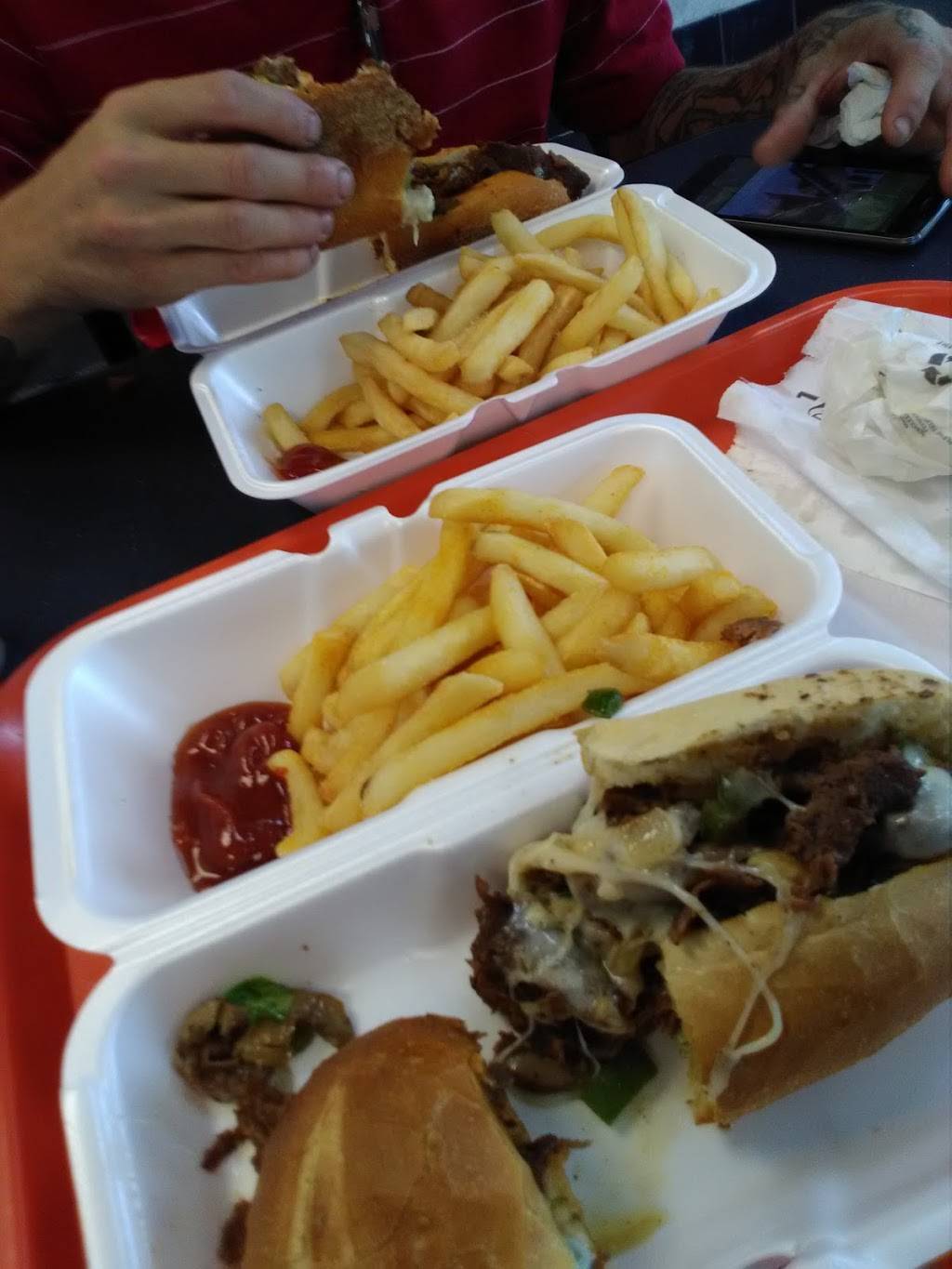 Denos Subs & Seafood | restaurant | 113 E Blackstock Rd, Spartanburg, SC 29301, USA | 8647075077 OR +1 864-707-5077